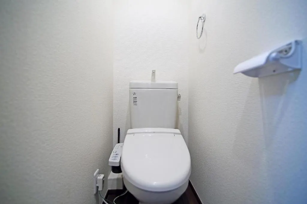 Central Shinjuku, Quiet Area, Close To Station, Room 101 Tokyo Apartment